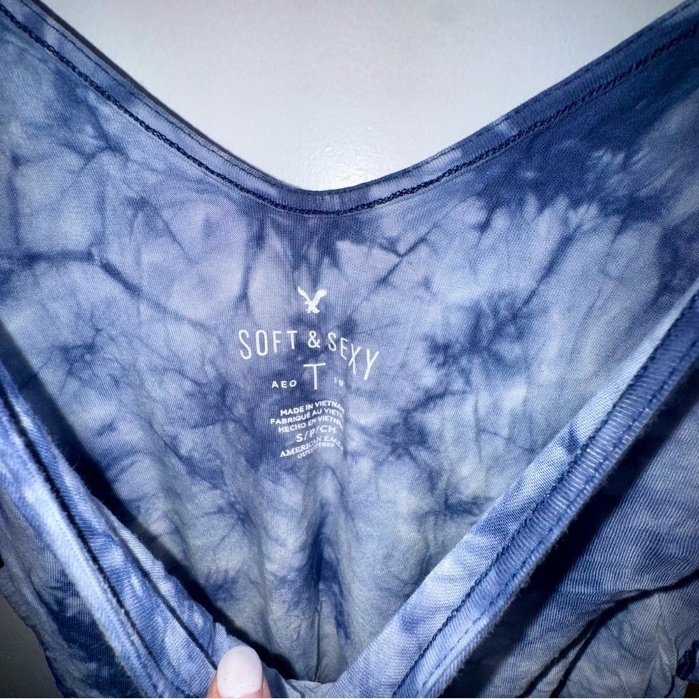 American Eagle Outfitters Navy Blue Tie-Dye Cold Shoulder Blouse - Picture 4 of 7